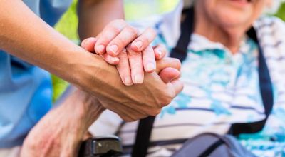 caregiver-familiare caregiver-familiare
